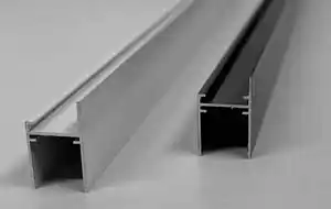 Профиль наружный для плиссе коричневый