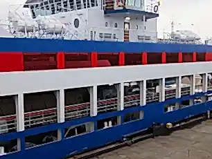 Заказать красную зеркальную тонировку