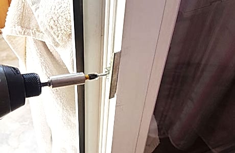 Установка и регулировка ответных планок Установка и регулировка ответных планок