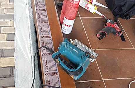 Монтаж подоконников Сrystallit Монтаж подоконников Сrystallit