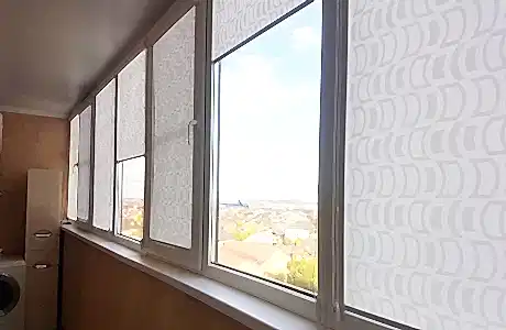 Рулонно-кассетные шторы на окна Рулонно-кассетные шторы на окна