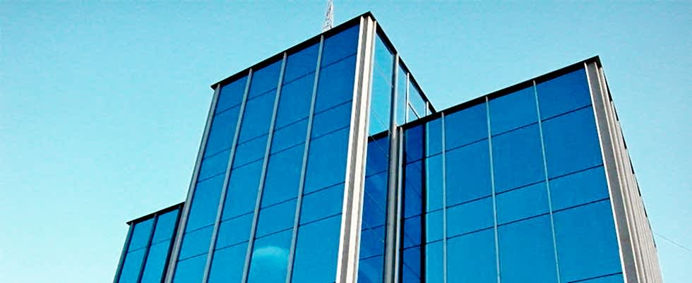 Стеклянный фасад