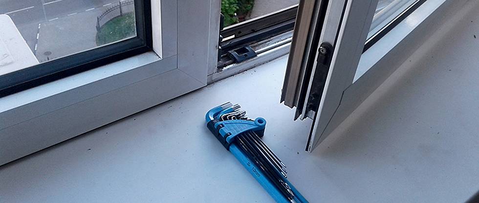 Ремонт оконных конструкций Schuco