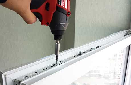 Замена и регулировка фурнитуры Замена и регулировка фурнитуры