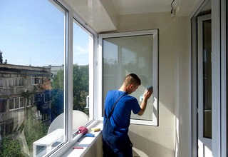 Ремонт оконной створки