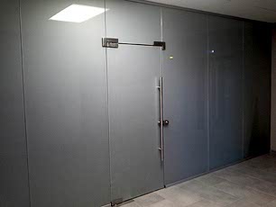 Заказать серебристую зеркальную тонировку