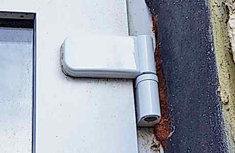 Петля входной двери ПВХ Петля входной двери ПВХ