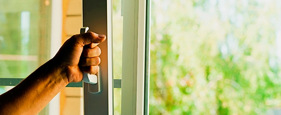 регулировка оконных конструкций