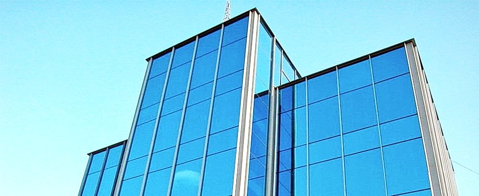 Стеклянный фасад