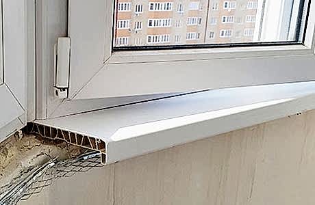 Установка ПВХ подоконника на лоджию Установка ПВХ подоконника на лоджию