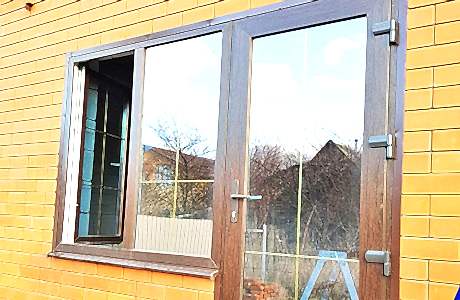 Декоративные нащельники на входной двери Декоративные нащельники на входной двери