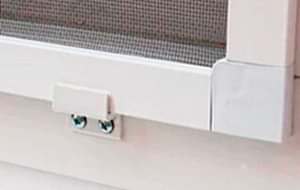 Крепления из пластика для москитных сеток