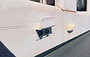 Металлические крепления для москитных сеток