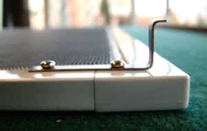 Крепления из пластика для москитных сеток