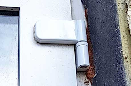 Петля входной двери ПВХ Петля входной двери ПВХ