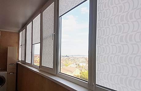 Рулонно-кассетные шторы на окна Рулонно-кассетные шторы на окна