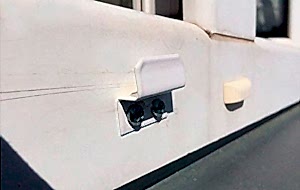 Металлические крепления для москитных сеток