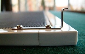 Крепления из пластика для москитных сеток