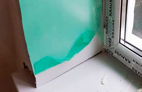 Монтаж оконных откосов из сэндвич-панедей