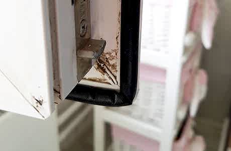 Замена уплотнителя, герметизация