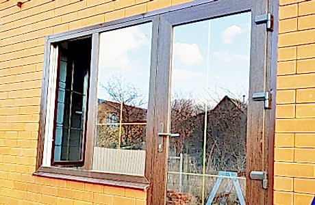 Декоративные нащельники на входной двери