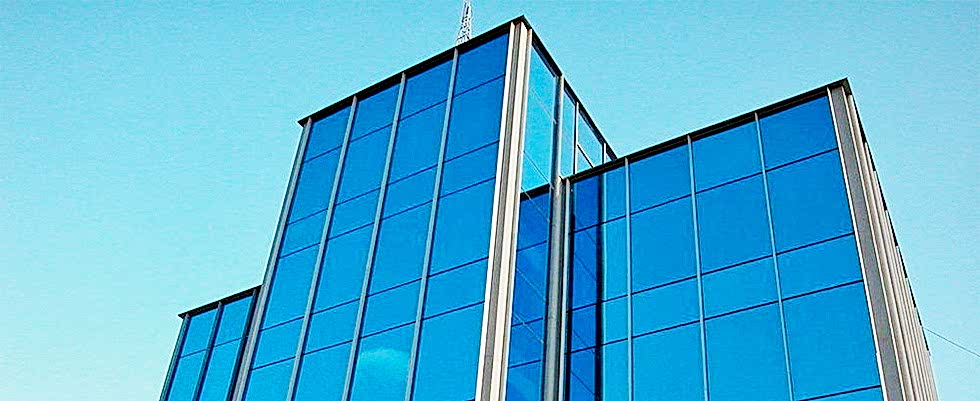 Стеклянный фасад